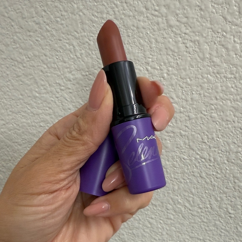 MAC Cosmetics Selena Collection - Amor Proibido Lipstick